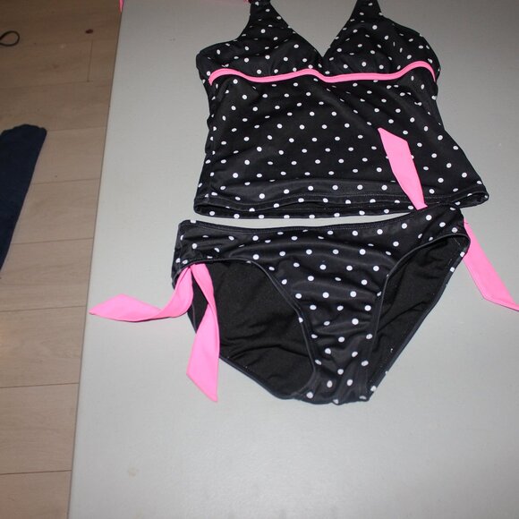 Black & White 2 Pcs Justice Tankini  Swimsuit Size 14 - Picture 1 of 10